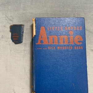 Vintage 1944 Little Orphan Annie and the Gila Monster Gang hardcover rare